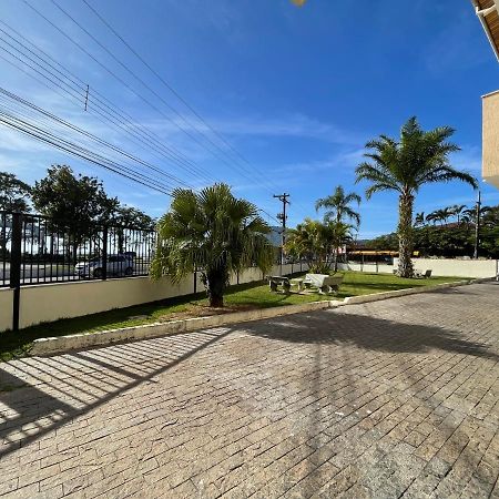 Apartamento Ubatuba, Itagua, Bem Localizado, Duas Vagas De Garagem Εξωτερικό φωτογραφία